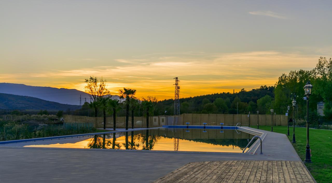 Mantar Spa Hotel Marikostinovo Buitenkant foto